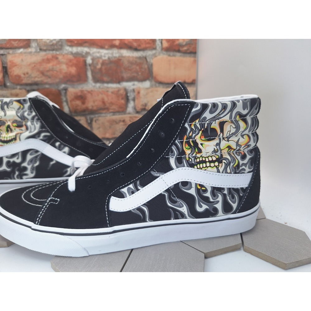 Vans Sk8-Hi Flame Skull Black True White Size US 11 Men  Sneaker Rare